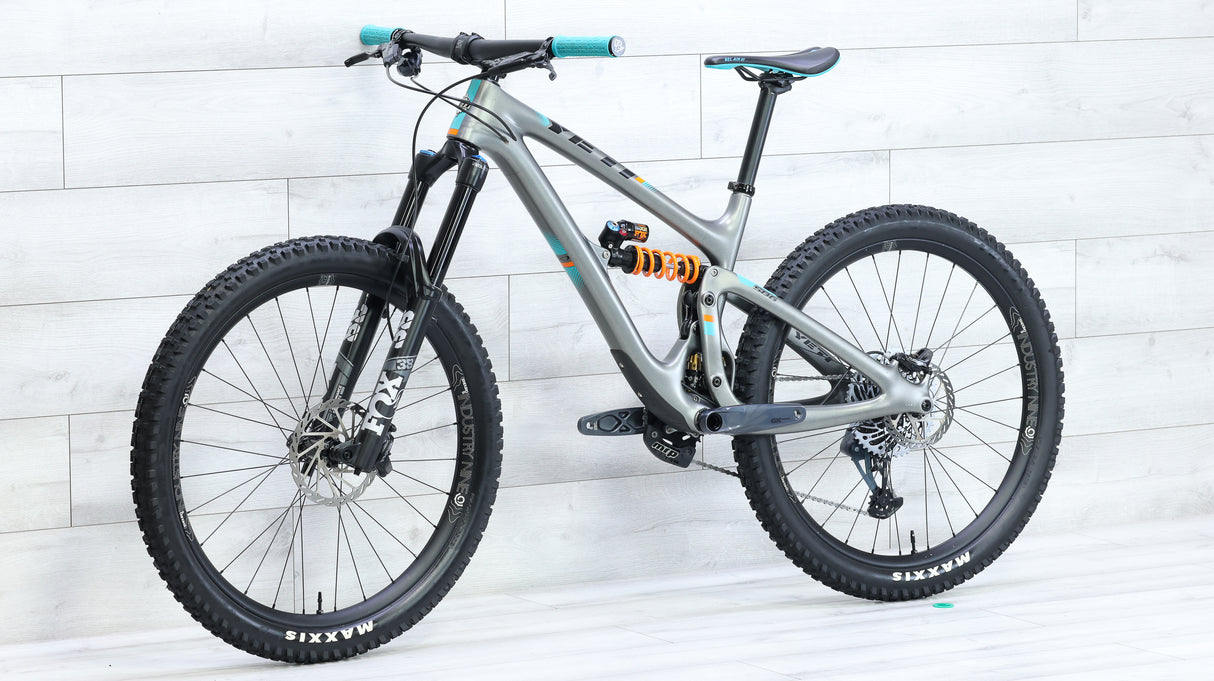 2019 Yeti SB6 Turq Mountain Bike - Small