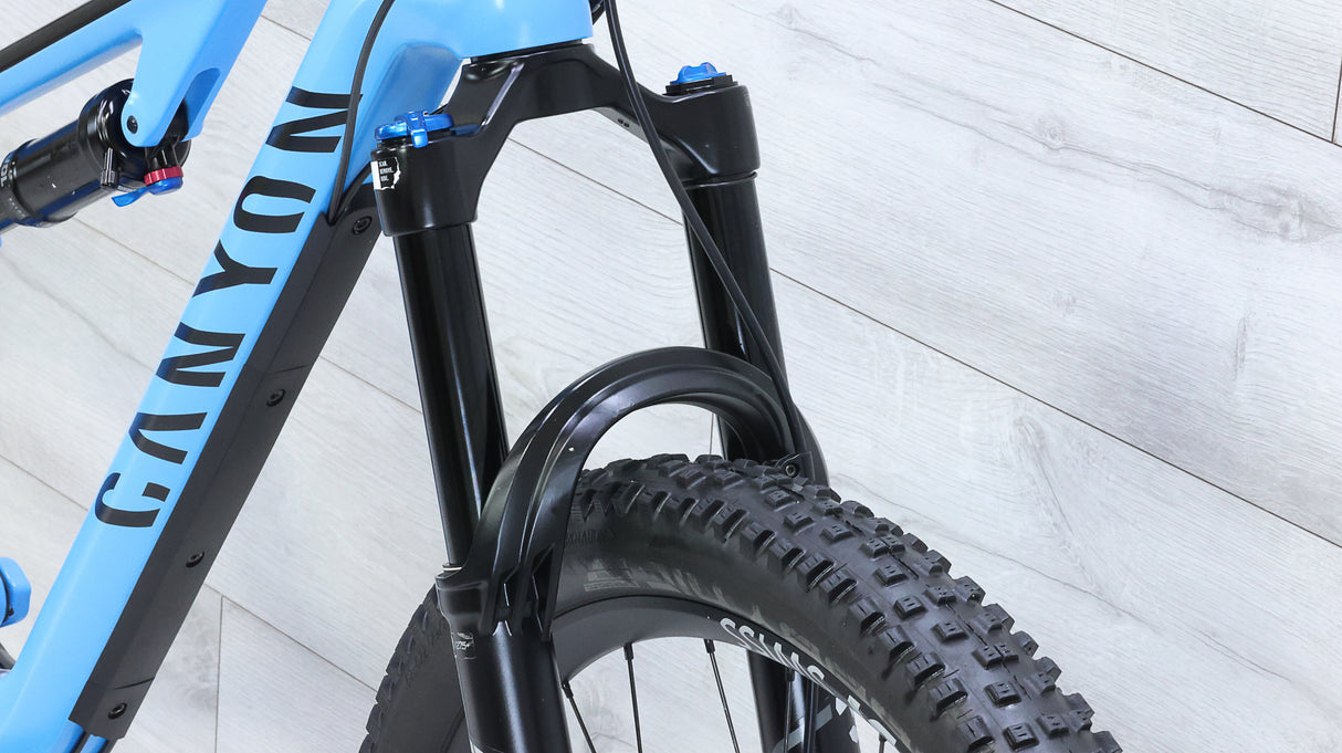 2022 Canyon Neuron CF 8 Mountain Bike - Medium