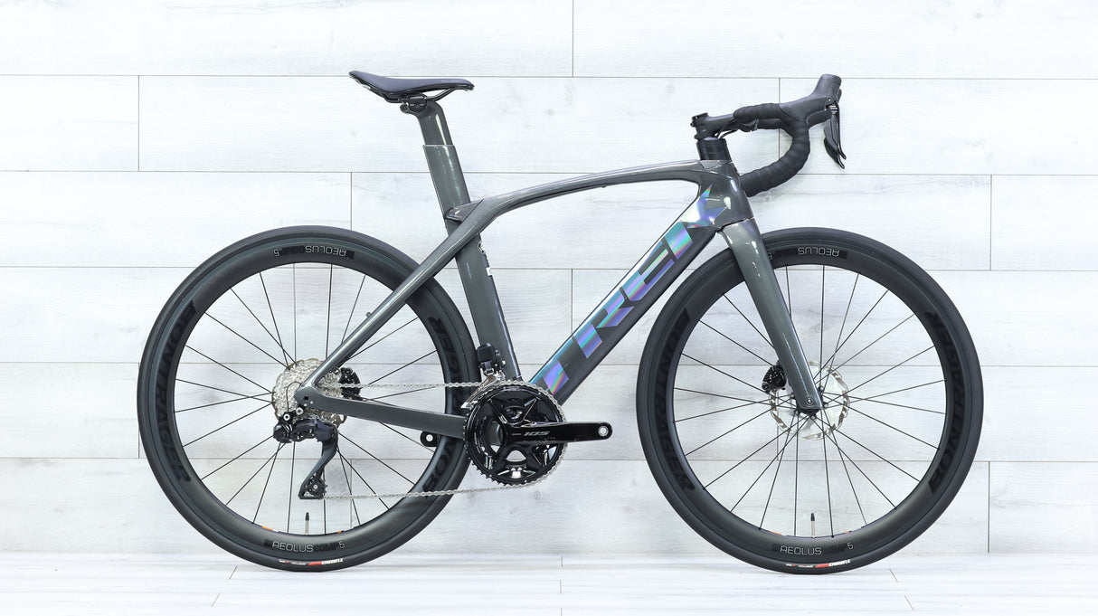 2023 Trek Madone SL 6 Di2 Gen 6 Road Bike - 54cm