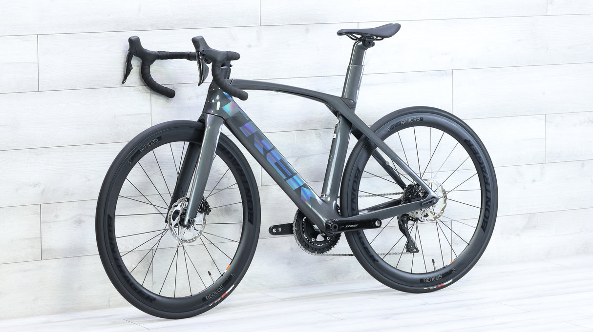 2023 Trek Madone SL 6 Di2 Gen 6 Road Bike - 54cm