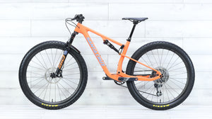 2022 Santa Cruz Blur X01 AXS TR Mountain Bike - Medium