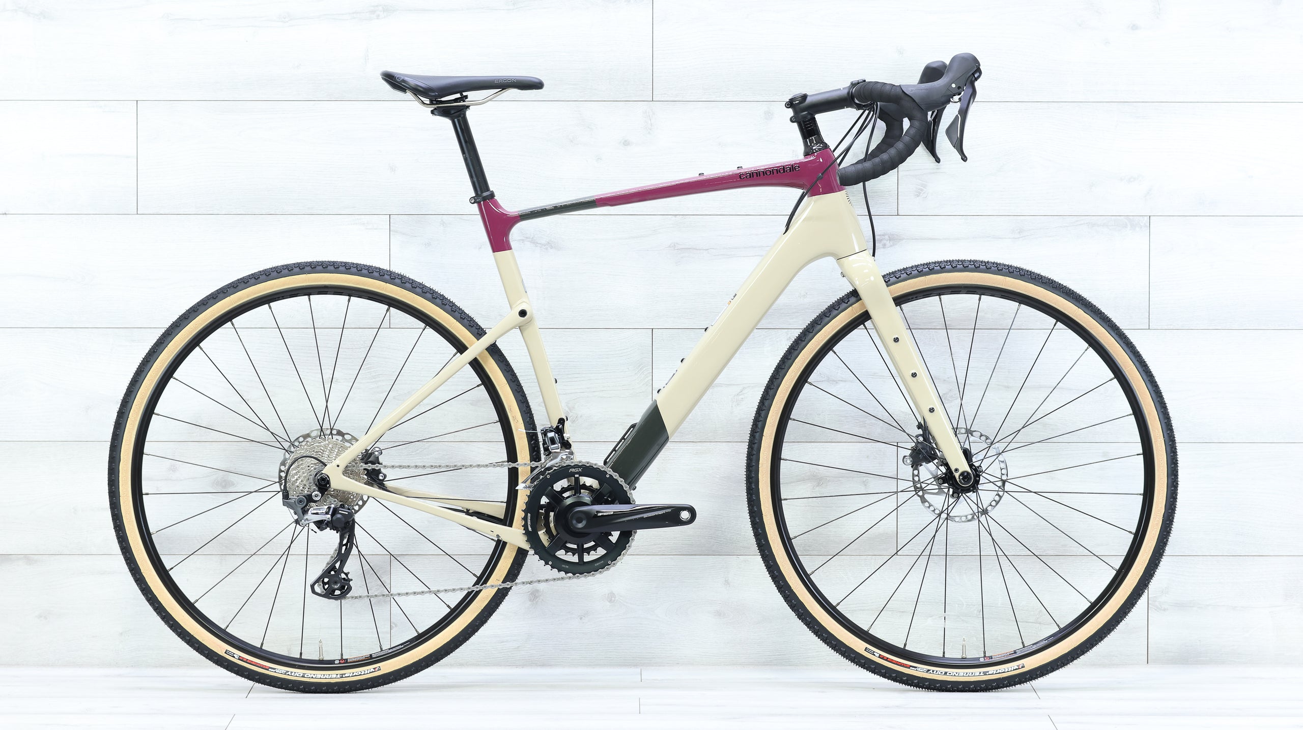 cannondale gravel bike topstone 3 Cannondale Topstone Carbon 3 Gravel Bike