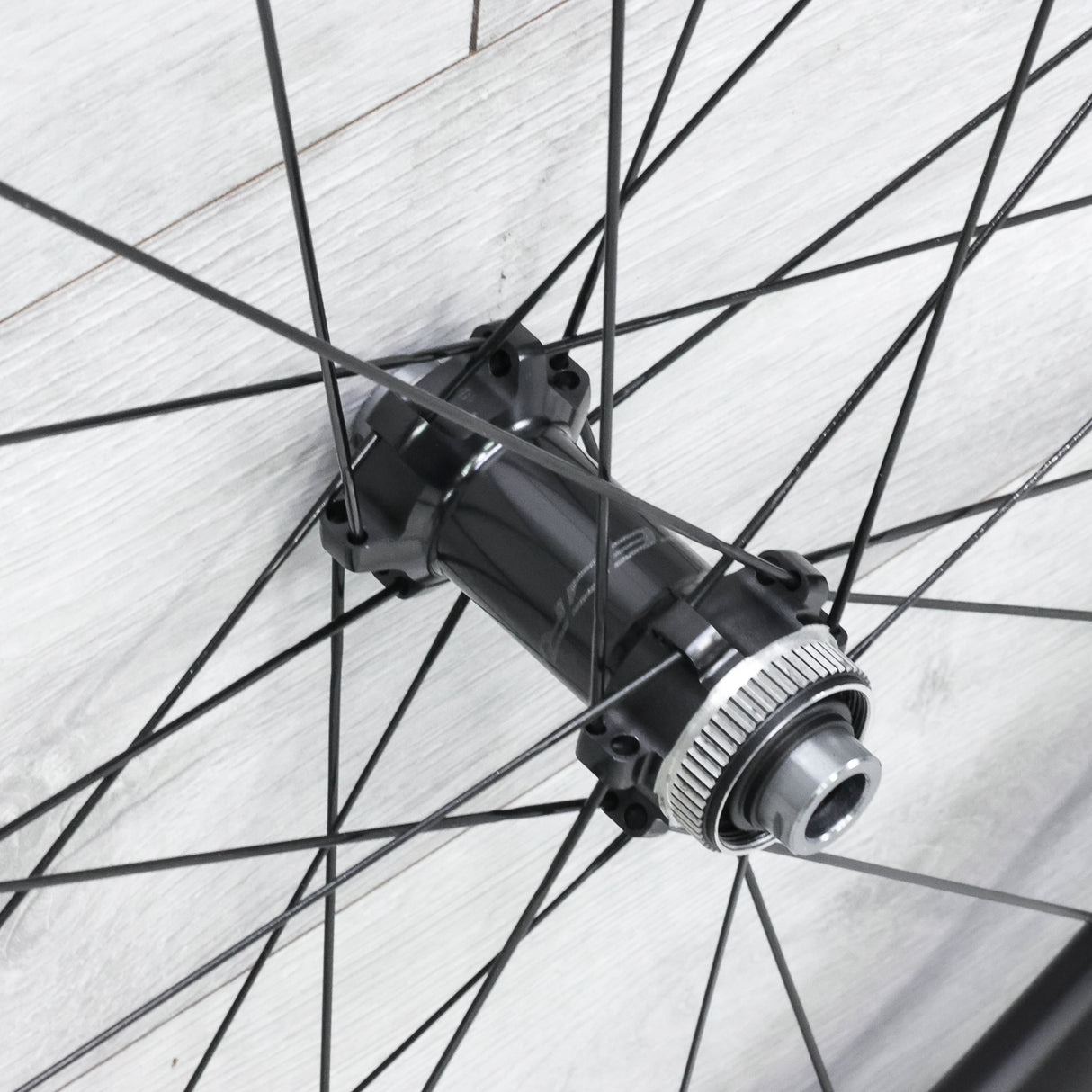 Shimano Ultegra C50 Carbon Disc Wheelset – 700c, Tubeless, Center Lock, HG Driver, 11/12-Speed