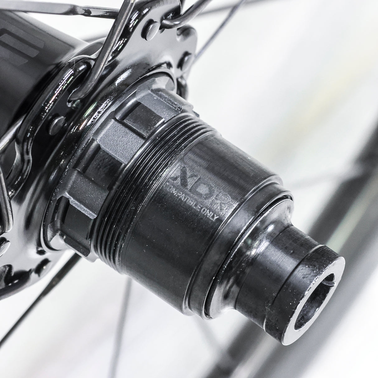 ENVE SES 2.3 Carbon Disc Wheelset – 700c, Tubeless, Center Lock, XDR 12-Speed