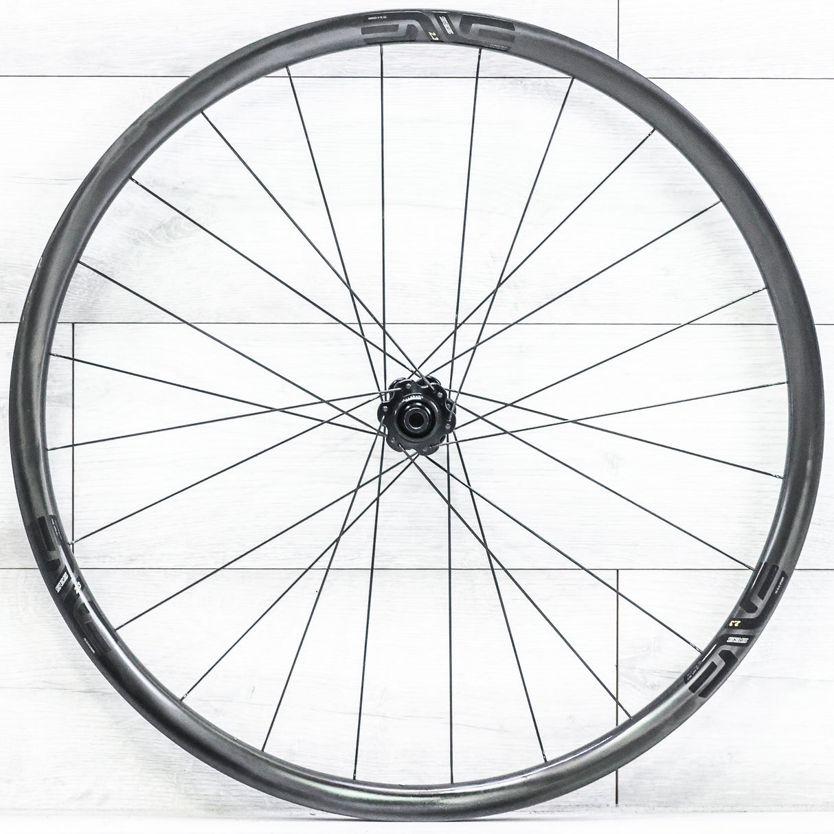 ENVE SES 2.3 Carbon Disc Wheelset – 700c, Tubeless, Center Lock, XDR 12-Speed