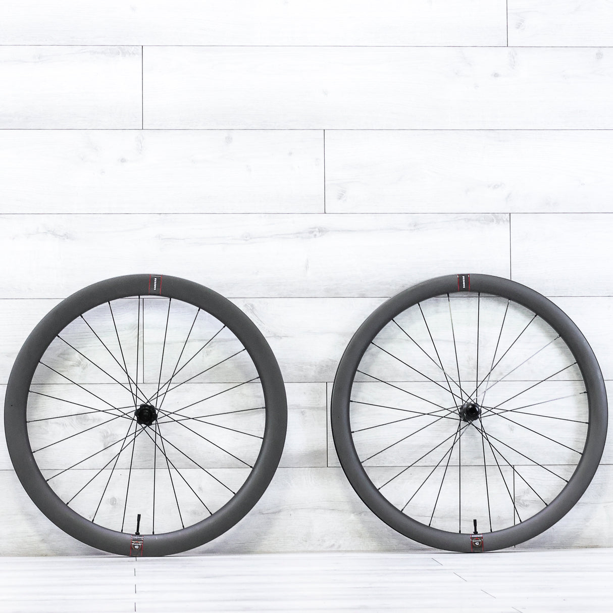 Reserve 42|49 Turbulent Aero Carbon Disc Wheelset – 700c, Tubeless, Center Lock, HG-EV, 11-Speed