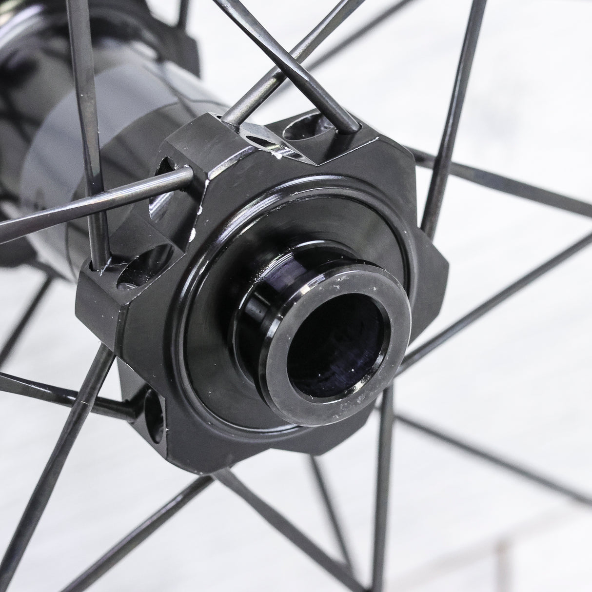 Bontrager Aeolus Pro 37 TLR Carbon Disc Wheelset - 700c, Tubeless, Center Lock, XDR 12-Speed