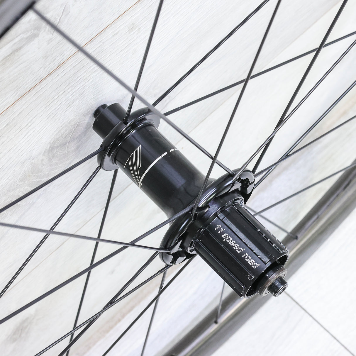 Giant SLR 1 Carbon Fiber Rim Brake Wheelset - 700c, Rim Brake, HG 11-Speed