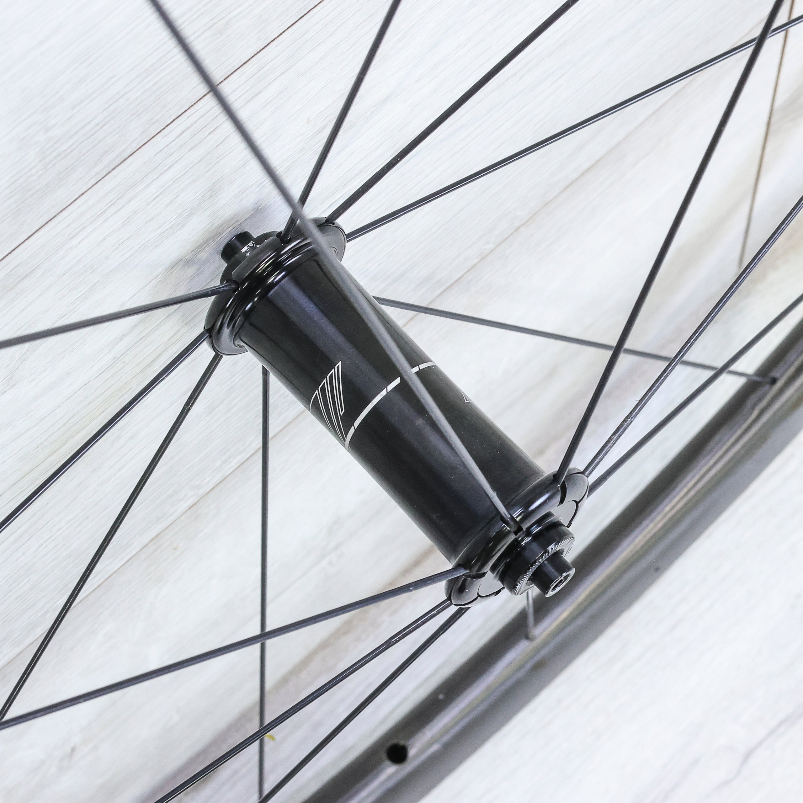 Giant SLR 1 Carbon Fiber Rim Brake Wheelset - 700c, Rim Brake, HG