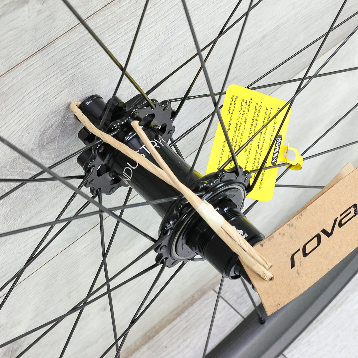 Roval Traverse SL II Hydra2 Hubs Carbon Disc Wheelset - 29", Tubeless, 6-Bolt, XD Driver