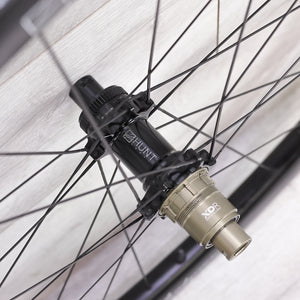 HUNT 44 Aerodynamicist Carbon Disc Wheelset - 700c, Tubeless, Center Lock, XDR 11/12-Speed