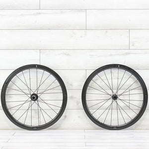 Giant SLR 1 42 Carbon Road Disc Wheelset - 700c, Tubeless, Center Lock, XDR 11/12-Speed