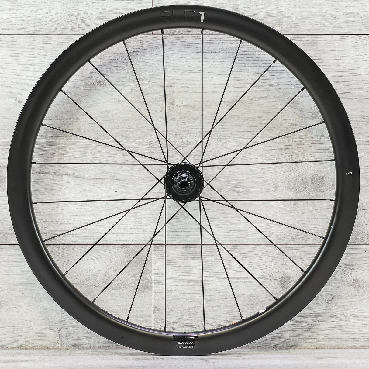 Giant SLR 1 42 Carbon Road Disc Wheelset - 700c, Tubeless, Center Lock, XDR 11/12-Speed