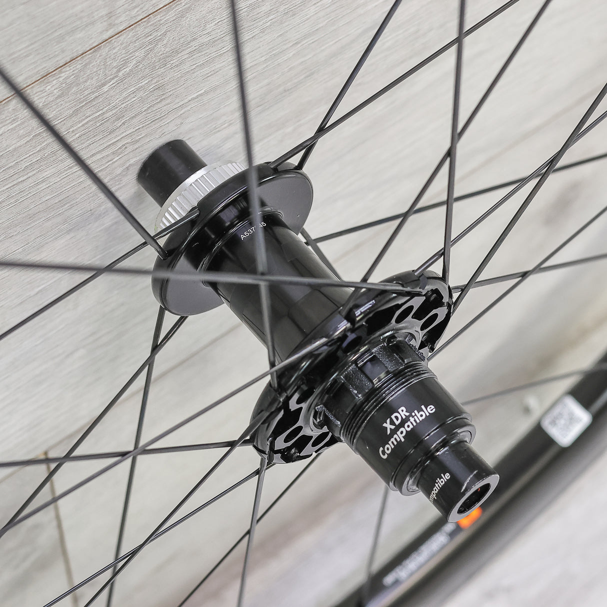 Giant SLR 1 42 Carbon Road Disc Wheelset - 700c, Tubeless, Center Lock, XDR 11/12-Speed