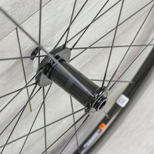Giant SLR 1 42 Carbon Road Disc Wheelset - 700c, Tubeless, Center Lock, XDR 11/12-Speed