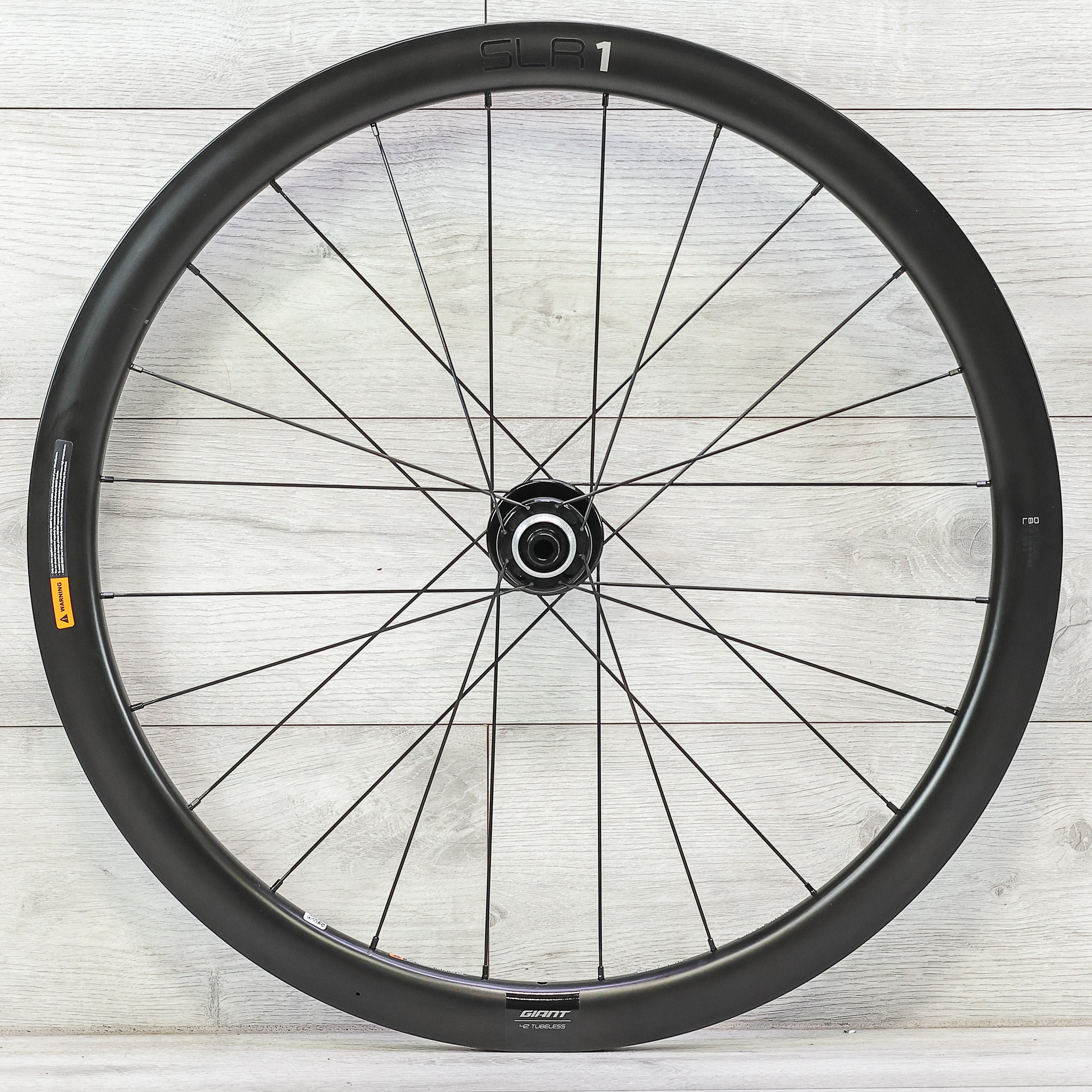 Giant SLR 1 42 Carbon Road Disc Wheelset - 700c, Tubeless, Center