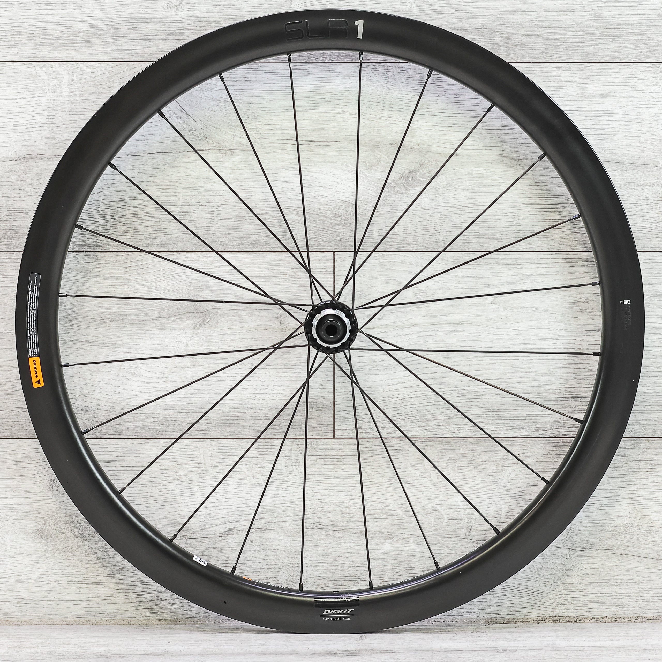 Giant SLR 1 42 Carbon Road Disc Wheelset - 700c, Tubeless, Center