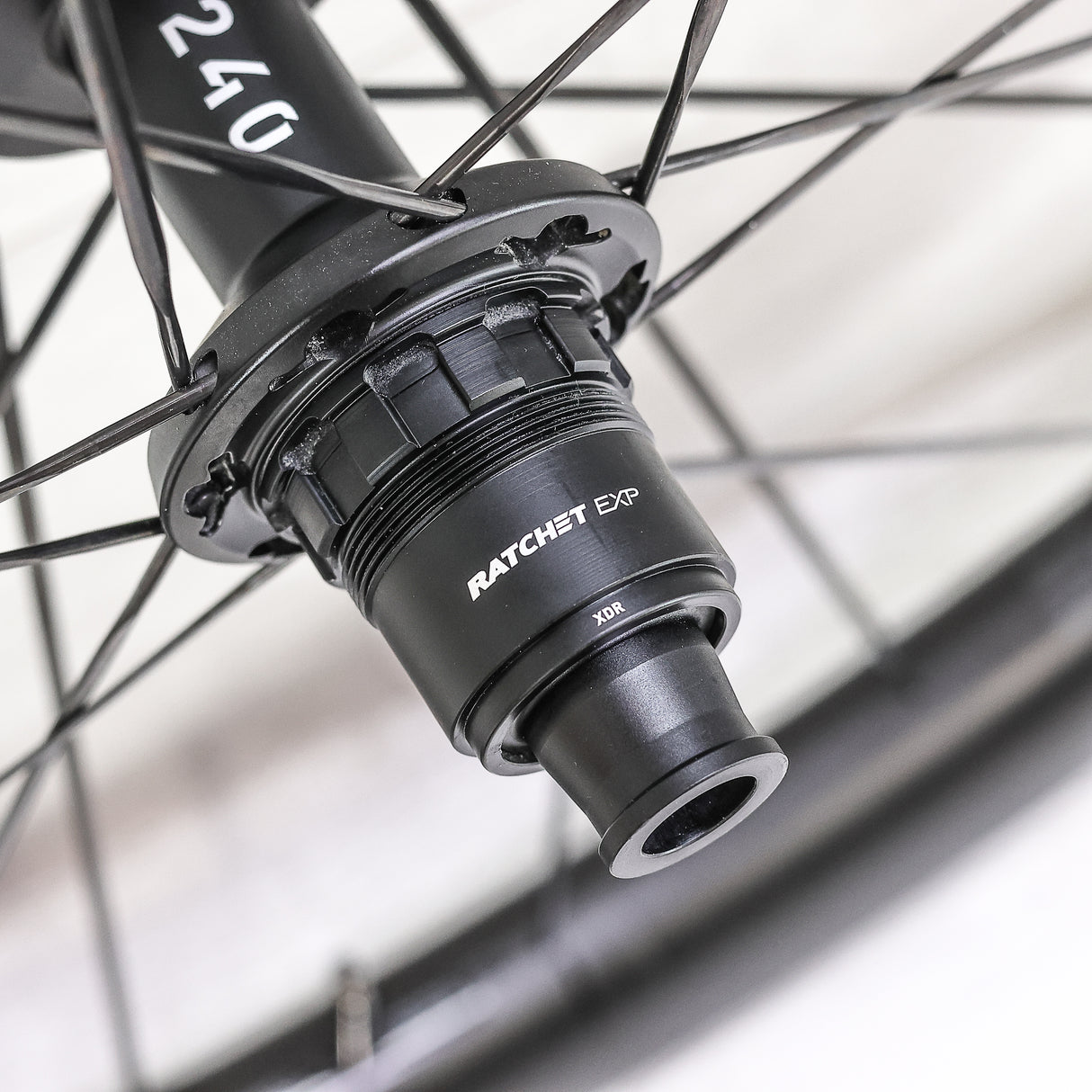 DT Swiss GRC 1400 Dicut Carbon Gravel Disc Wheelset - 700c , Tubeless, Center Lock, XDR 11/12 - Speed