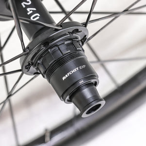 DT Swiss GRC 1400 Dicut Carbon Gravel Disc Wheelset - 700c , Tubeless, Center Lock, XDR 11/12 - Speed