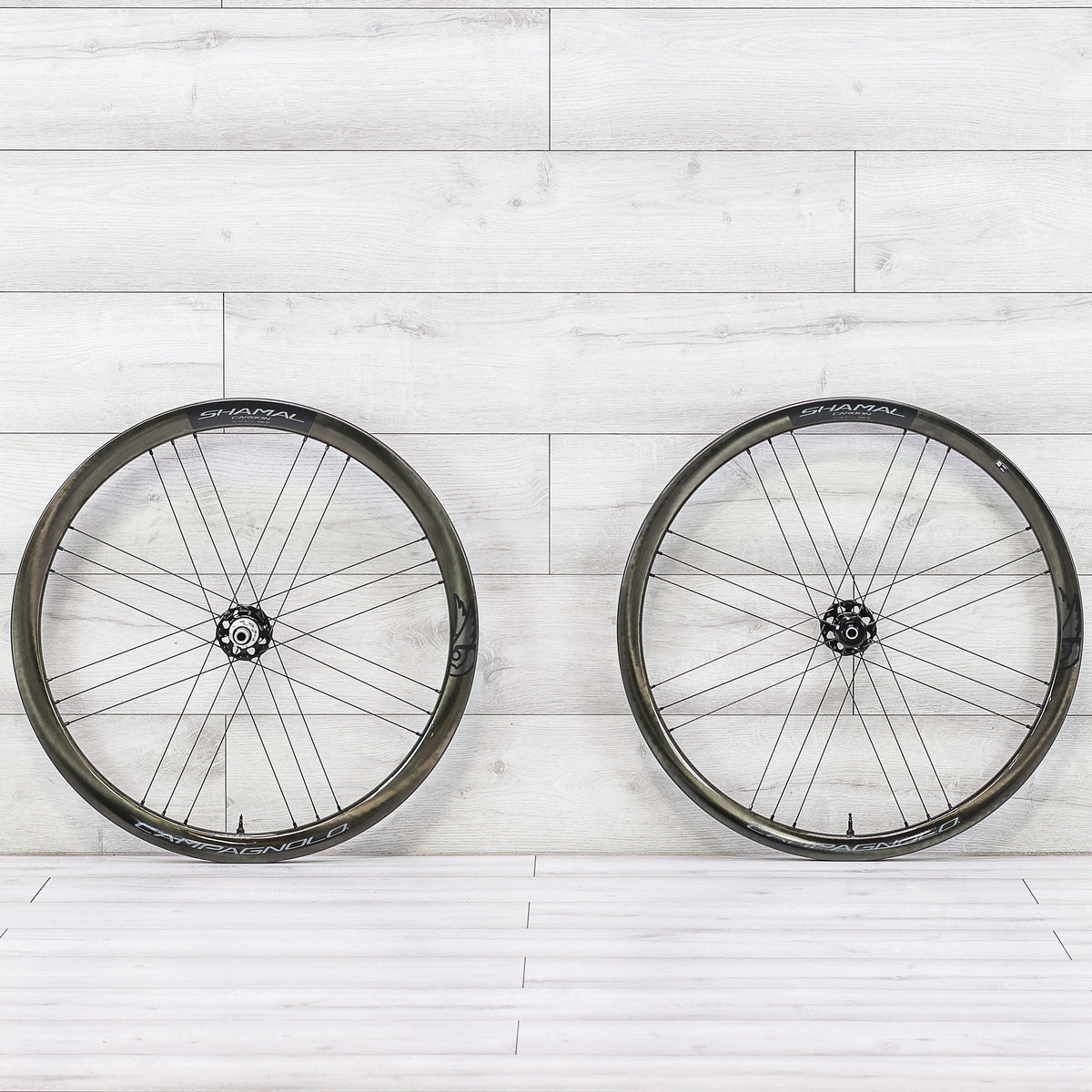 Campagnolo Shamal Carbon C21 DB Disc Wheelset - 700c, Tubeless, Center Lock, N3W 13-Speed