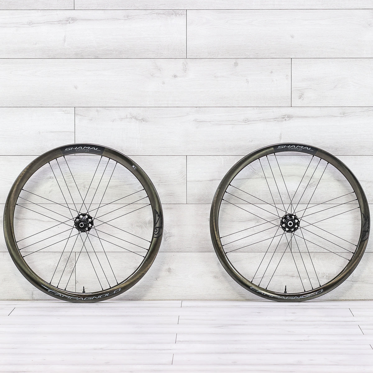 Campagnolo Shamal Carbon C21 DB Disc Wheelset - 700c, Tubeless, Center Lock, N3W 13-Speed