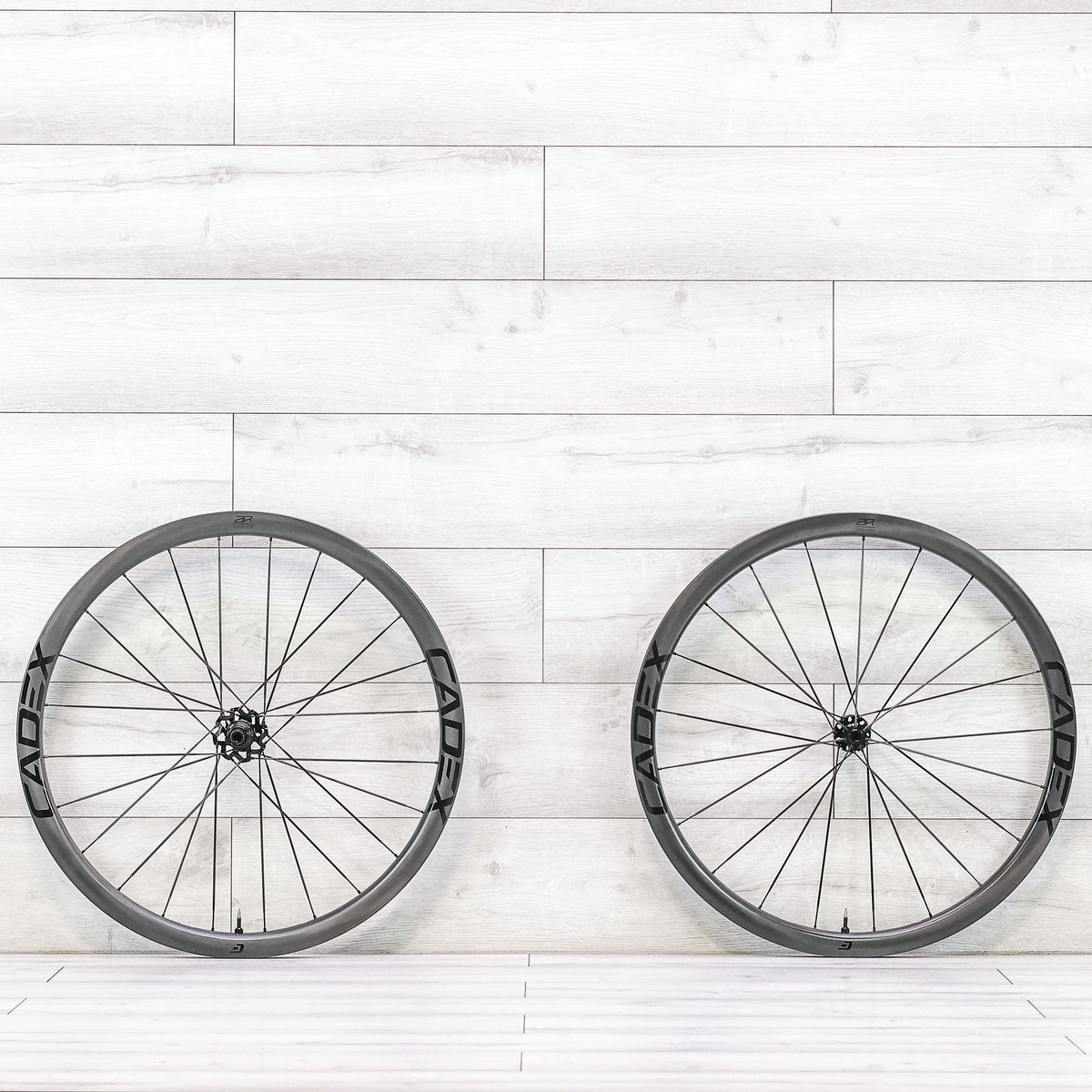 CADEX AR 35 WheelSystem Carbon Gravel Disc Wheelset - 700c, Hookless, Center Lock, SRAM XDR 12-Speed