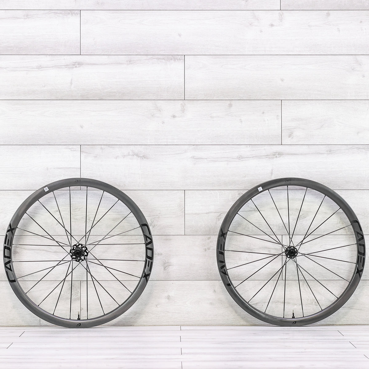 CADEX AR 35 WheelSystem Carbon Gravel Disc Wheelset - 700c, Hookless, Center Lock, SRAM XDR 12-Speed