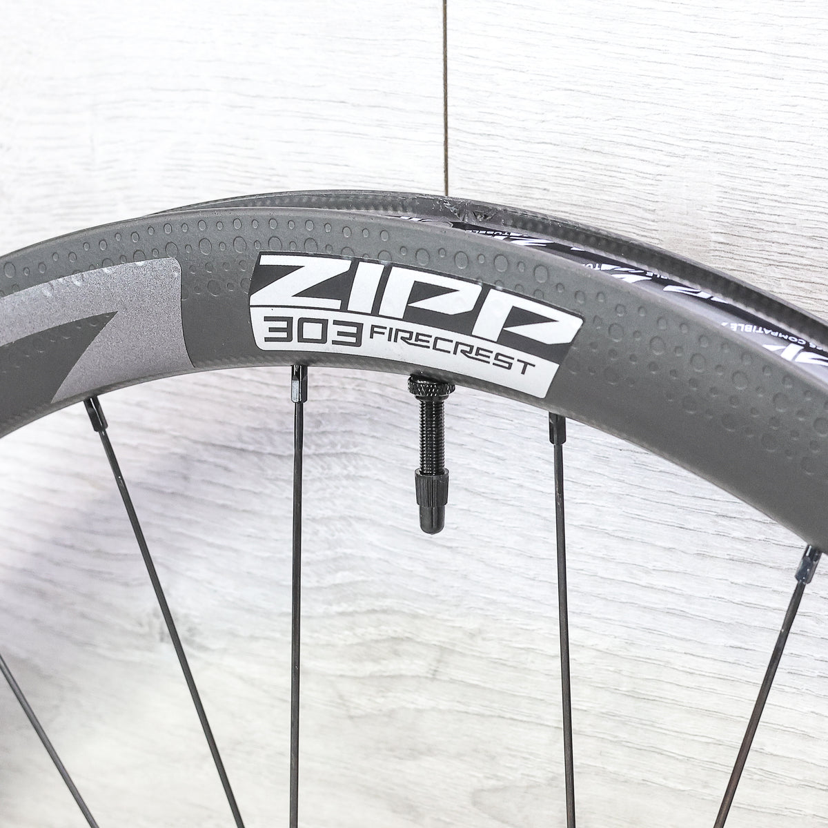Zipp 303 Firecrest Carbon Rear Road Wheel – 700c, Tubeless, Hookless, Center Lock, Shimano HG 11-Speed